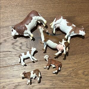 Schleich cow family Farm Animal Toy Set - Brown and White 6 figures toys